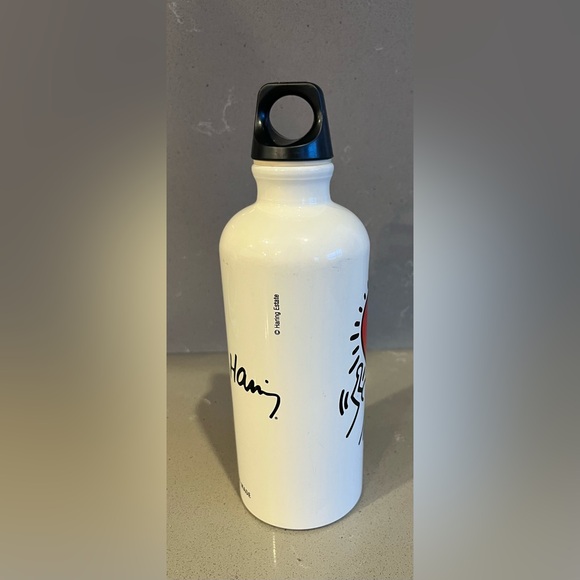 Keith Haring Sigg+ Swiss Made Pop Art Metal Reusable Water Bottle 0.6 LT - Picture 4 of 9